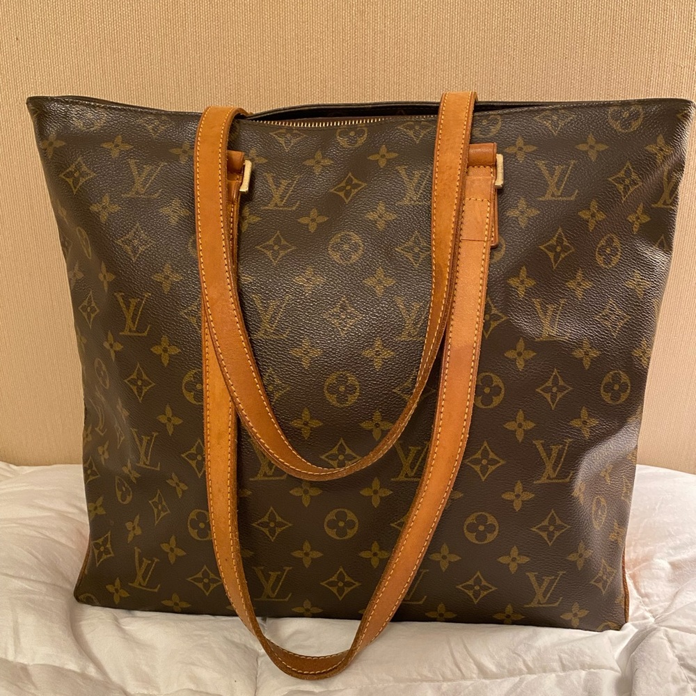 Louis Vuitton Cabas Mezzo Monogram Zip-top Tote Canvas and Vachetta Leat…
